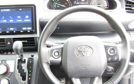 Toyota Sienta II, 2021 год, 1 122 055 рублей, 4 фотография