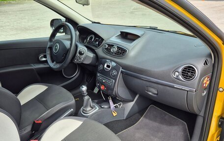 Renault Clio RS III, 2012 год, 1 580 000 рублей, 10 фотография