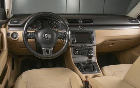 Volkswagen Passat B7, 2011 год, 1 250 000 рублей, 3 фотография