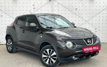Nissan Juke II, 2011 год, 920 000 рублей, 2 фотография