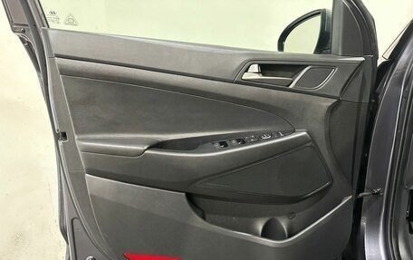 Hyundai Tucson III, 2018 год, 2 200 000 рублей, 13 фотография