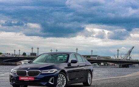 BMW 5 серия, 2021 год, 5 490 000 рублей, 1 фотография