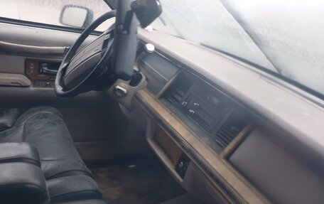 Lincoln Town Car II, 1990 год, 400 000 рублей, 3 фотография
