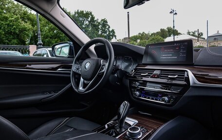 BMW 5 серия, 2021 год, 5 490 000 рублей, 17 фотография
