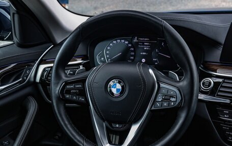 BMW 5 серия, 2021 год, 5 490 000 рублей, 21 фотография