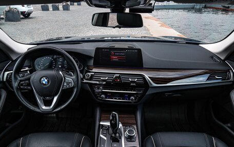 BMW 5 серия, 2021 год, 5 490 000 рублей, 18 фотография