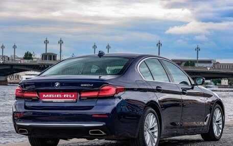 BMW 5 серия, 2021 год, 5 490 000 рублей, 8 фотография