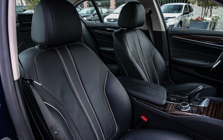BMW 5 серия, 2021 год, 5 490 000 рублей, 32 фотография