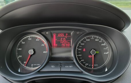 SEAT Ibiza IV рестайлинг 2, 2012 год, 780 000 рублей, 11 фотография