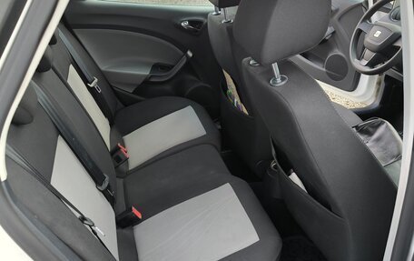 SEAT Ibiza IV рестайлинг 2, 2012 год, 780 000 рублей, 17 фотография