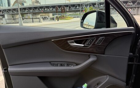 Audi Q7, 2023 год, 5 300 000 рублей, 25 фотография