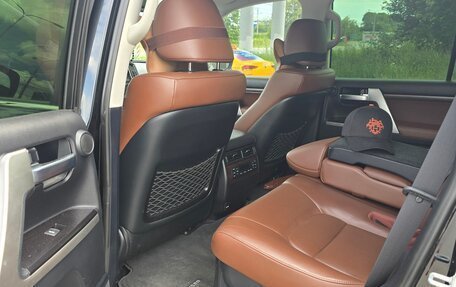Toyota Land Cruiser 200, 2016 год, 6 550 000 рублей, 2 фотография