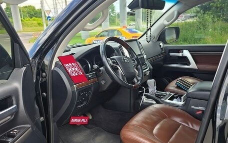 Toyota Land Cruiser 200, 2016 год, 6 550 000 рублей, 4 фотография