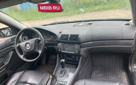 BMW 5 серия, 2003 год, 900 000 рублей, 3 фотография