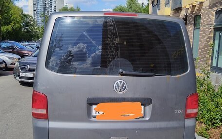 Volkswagen Caravelle T5, 2011 год, 2 350 000 рублей, 2 фотография