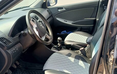 Hyundai Solaris II рестайлинг, 2011 год, 720 000 рублей, 7 фотография