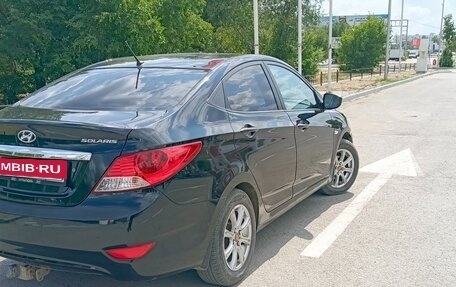 Hyundai Solaris II рестайлинг, 2011 год, 720 000 рублей, 5 фотография
