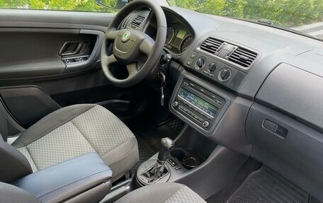 Skoda Fabia II, 2012 год, 749 000 рублей, 27 фотография
