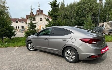 Hyundai Elantra VI рестайлинг, 2019 год, 1 750 000 рублей, 2 фотография