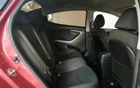 Hyundai Elantra V, 2012 год, 850 000 рублей, 11 фотография