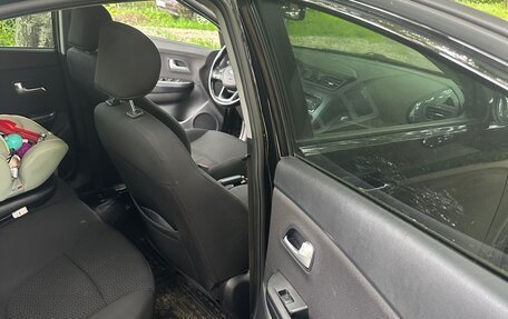 KIA Rio III рестайлинг, 2014 год, 880 000 рублей, 16 фотография