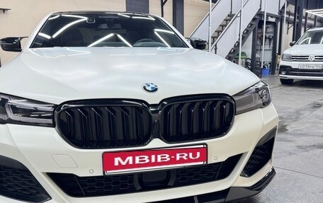 BMW 5 серия, 2021 год, 5 600 000 рублей, 5 фотография