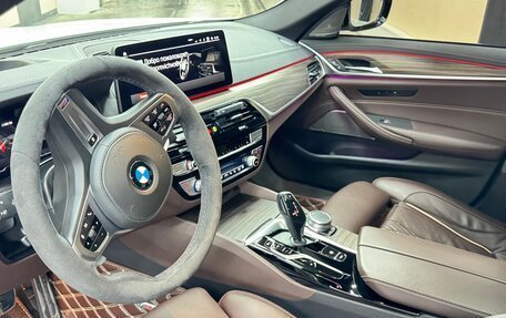BMW 5 серия, 2021 год, 5 600 000 рублей, 15 фотография