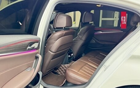 BMW 5 серия, 2021 год, 5 600 000 рублей, 16 фотография