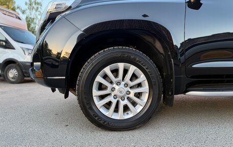 Toyota Land Cruiser Prado 150 рестайлинг 2, 2014 год, 4 320 000 рублей, 4 фотография