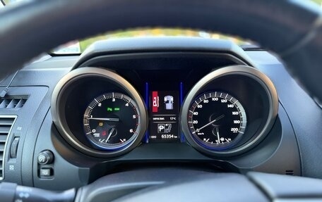 Toyota Land Cruiser Prado 150 рестайлинг 2, 2014 год, 4 320 000 рублей, 7 фотография