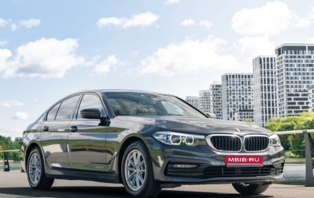 BMW 5 серия, 2019 год, 2 850 000 рублей, 1 фотография