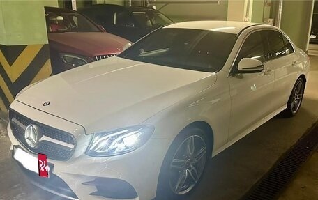 Mercedes-Benz E-Класс, 2016 год, 3 300 000 рублей, 1 фотография