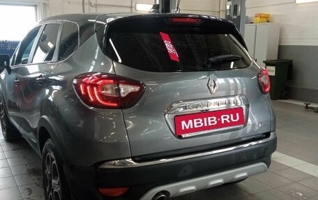 Renault Kaptur I рестайлинг, 2021 год, 1 775 000 рублей, 4 фотография