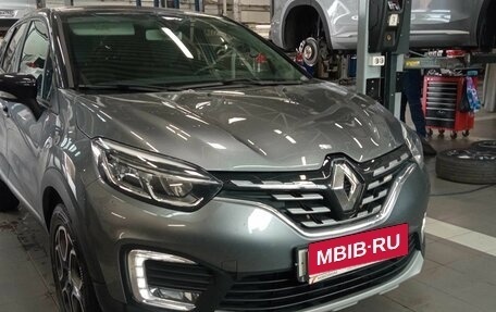 Renault Kaptur I рестайлинг, 2021 год, 1 775 000 рублей, 2 фотография