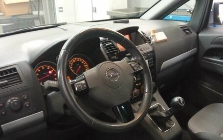 Opel Zafira B, 2011 год, 701 000 рублей, 5 фотография