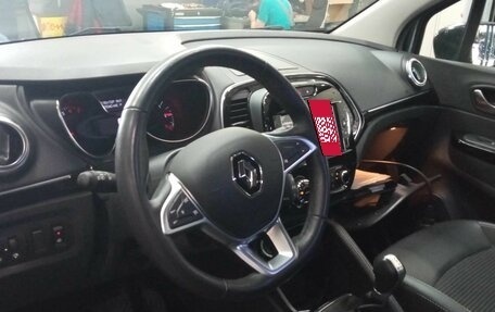 Renault Kaptur I рестайлинг, 2021 год, 1 775 000 рублей, 5 фотография