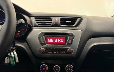 KIA Rio III рестайлинг, 2016 год, 925 000 рублей, 17 фотография