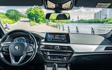 BMW 5 серия, 2019 год, 2 850 000 рублей, 17 фотография
