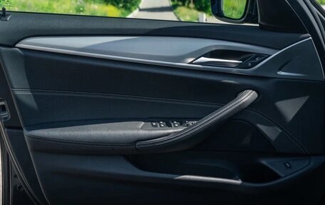 BMW 5 серия, 2019 год, 2 850 000 рублей, 9 фотография