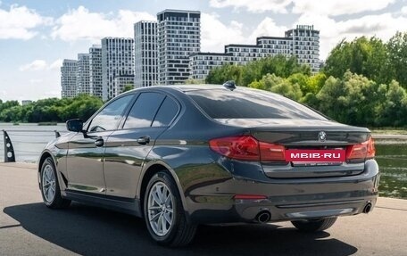 BMW 5 серия, 2019 год, 2 850 000 рублей, 5 фотография