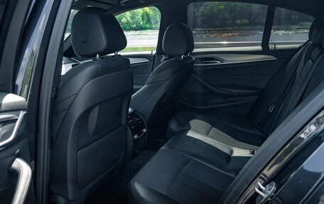 BMW 5 серия, 2019 год, 2 850 000 рублей, 19 фотография