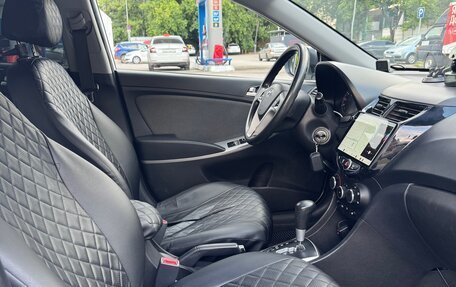 Hyundai Solaris II рестайлинг, 2012 год, 800 000 рублей, 15 фотография