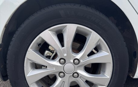 Hyundai Solaris II рестайлинг, 2012 год, 800 000 рублей, 9 фотография