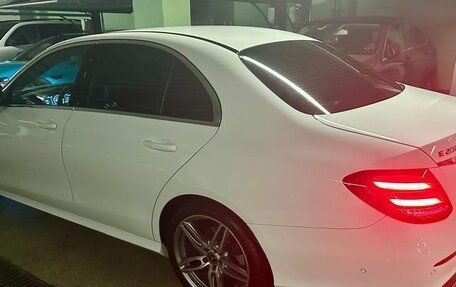 Mercedes-Benz E-Класс, 2016 год, 3 300 000 рублей, 3 фотография