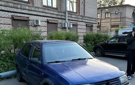 Volkswagen Vento, 1992 год, 65 000 рублей, 3 фотография