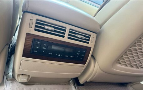 Toyota Land Cruiser 200, 2016 год, 5 550 000 рублей, 8 фотография