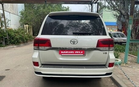Toyota Land Cruiser 200, 2016 год, 5 550 000 рублей, 4 фотография