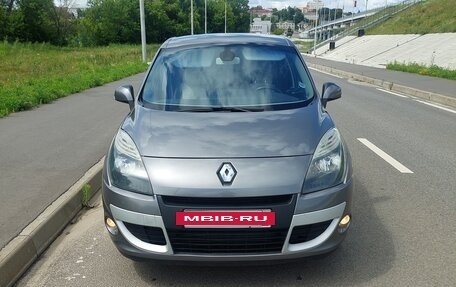 Renault Scenic III, 2010 год, 935 000 рублей, 2 фотография