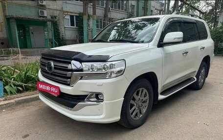 Toyota Land Cruiser 200, 2016 год, 5 550 000 рублей, 2 фотография