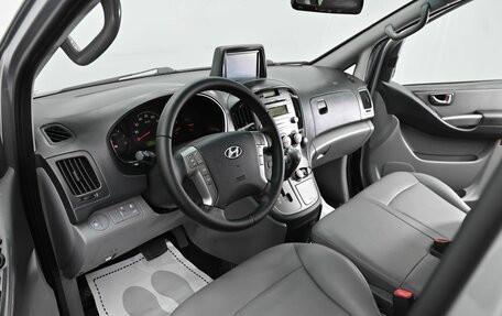 Hyundai Grand Starex Grand Starex I рестайлинг 2, 2014 год, 2 495 000 рублей, 8 фотография